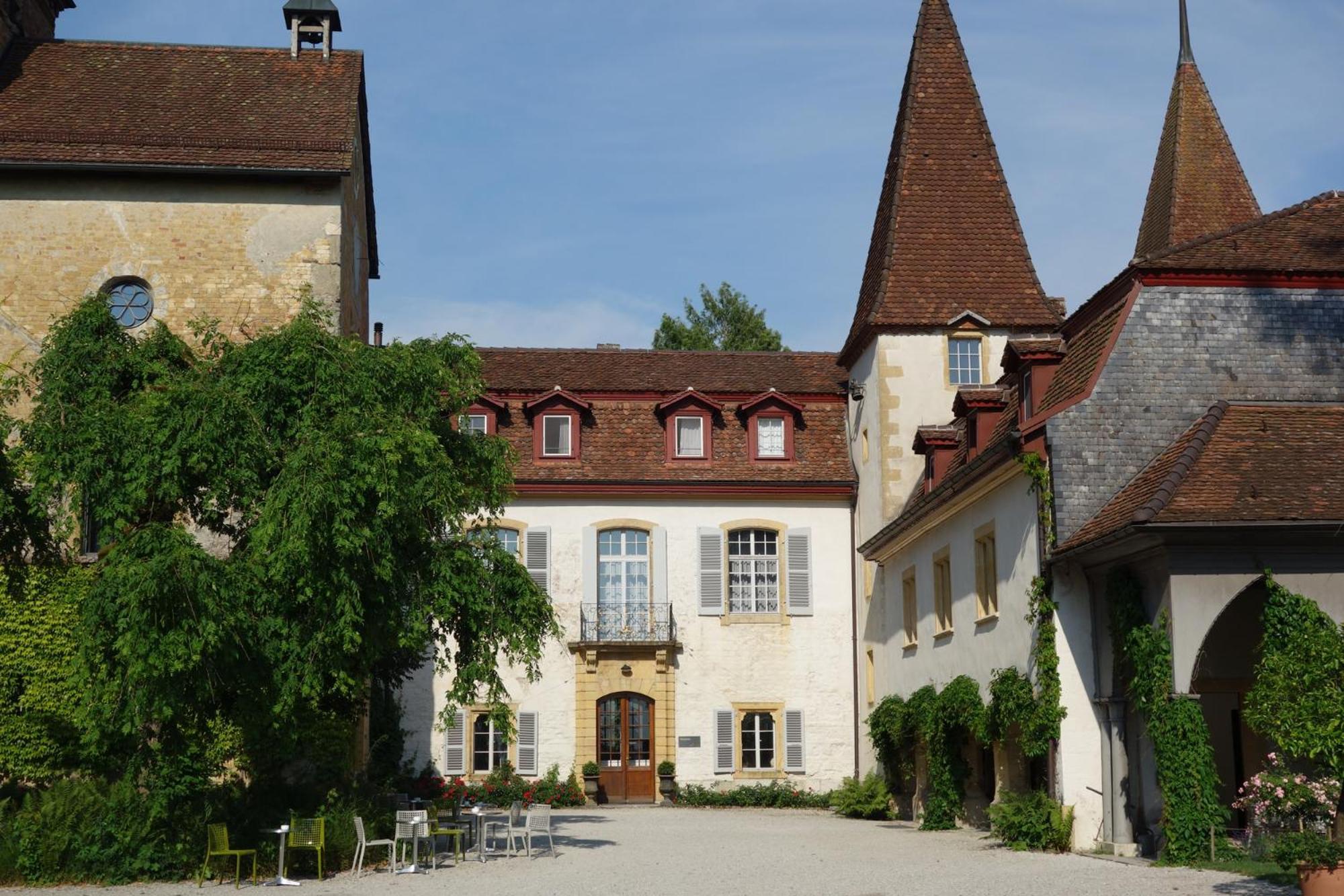 Schloss Muenchenwiler Murten Exterior photo