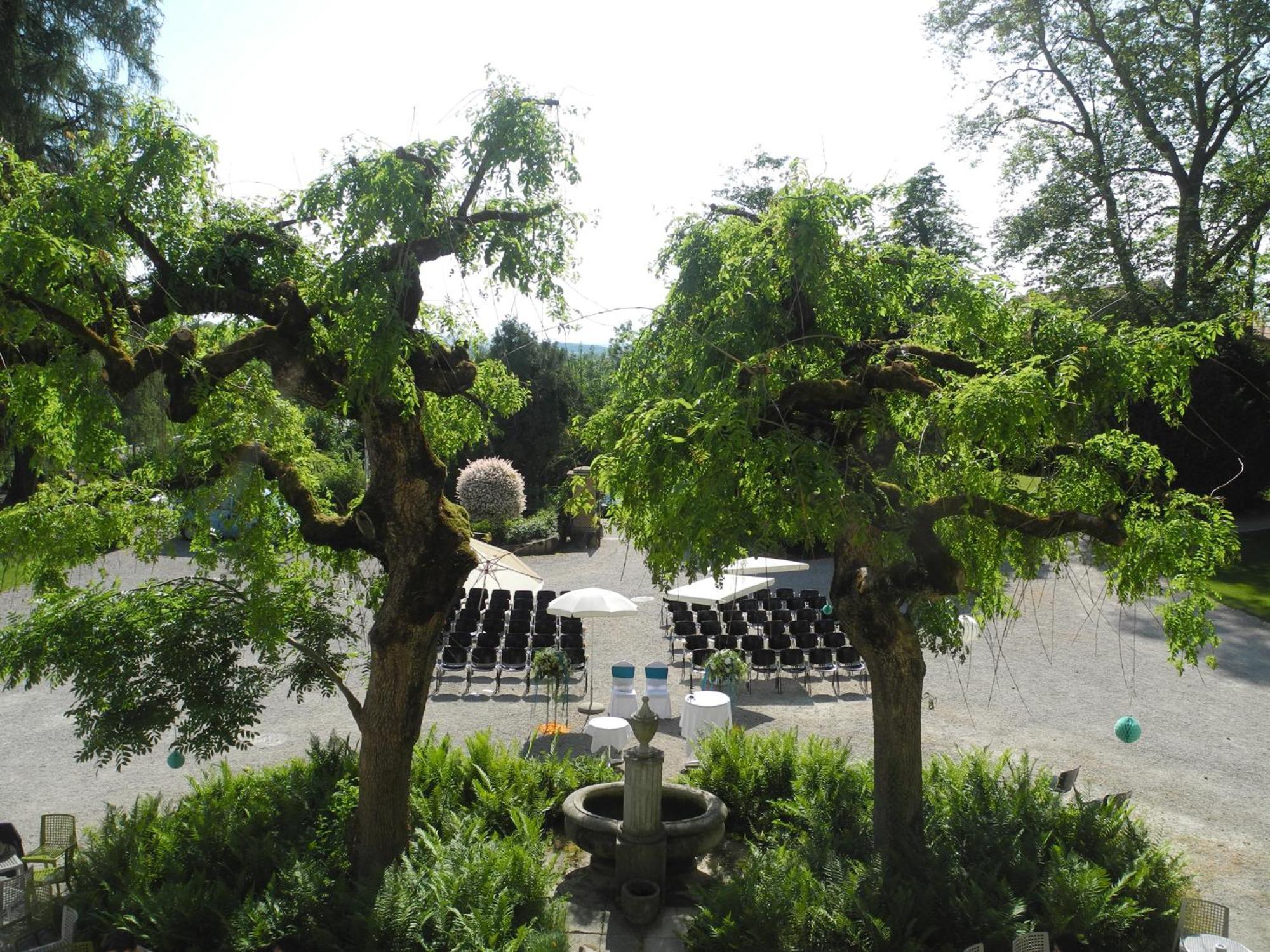 Schloss Muenchenwiler Murten Exterior photo
